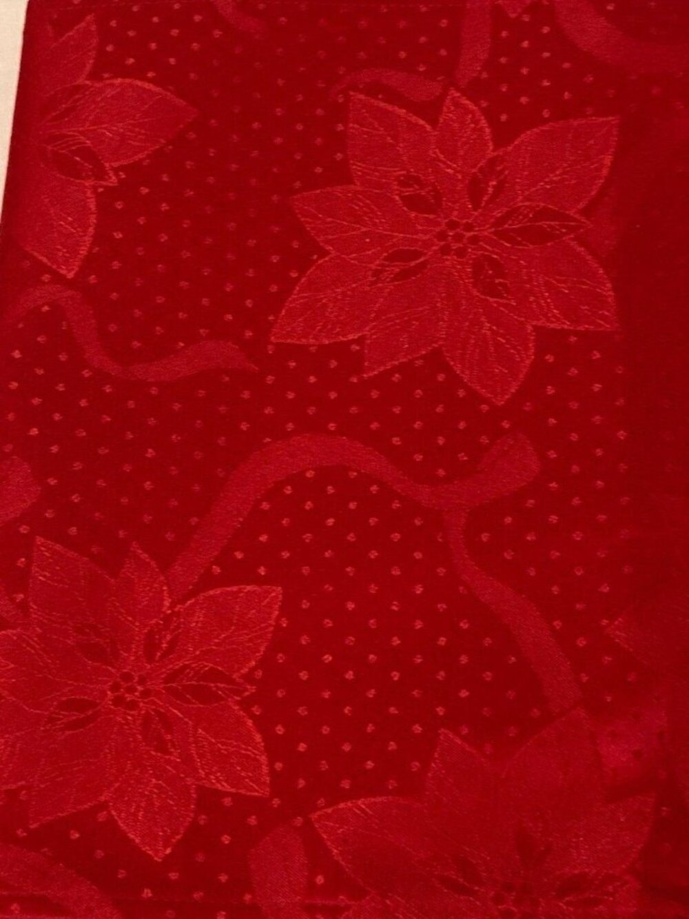 Christmas Table Runner 13"x72" Red Poinsettia Holiday Dining Family Mainstays - Picture 3 of 9